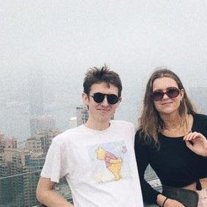 Meet your Posher, Christian